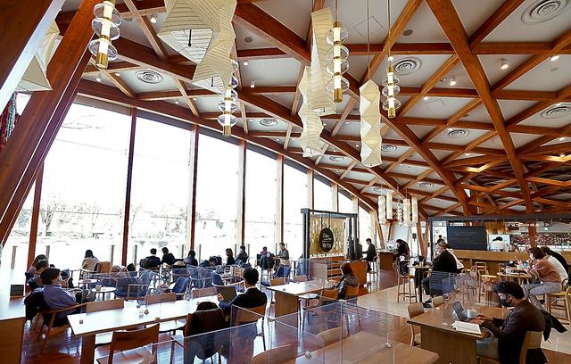 星巴克“租杯子”了！3天返还，随你造！这波环保操作可？