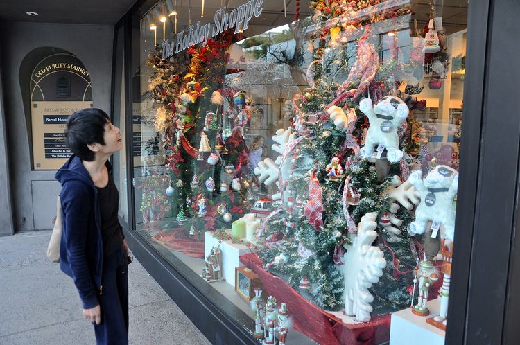 回味旧金山探访成功者的庄园,一种窗口令艾尔卡彭等囚犯备受折磨