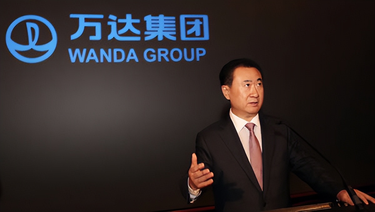 王思聪谈王健林现状,王健林4000亿负债怎么回事