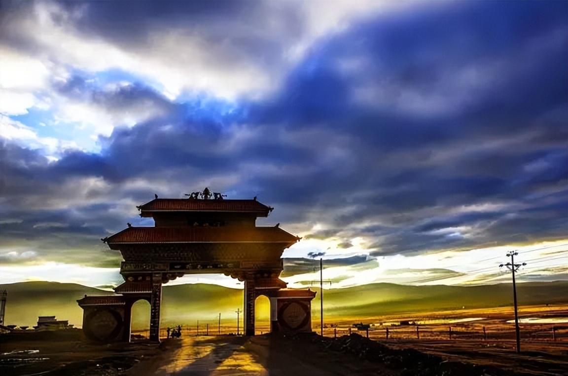 到达世界最美之城理塘,日光之城理塘