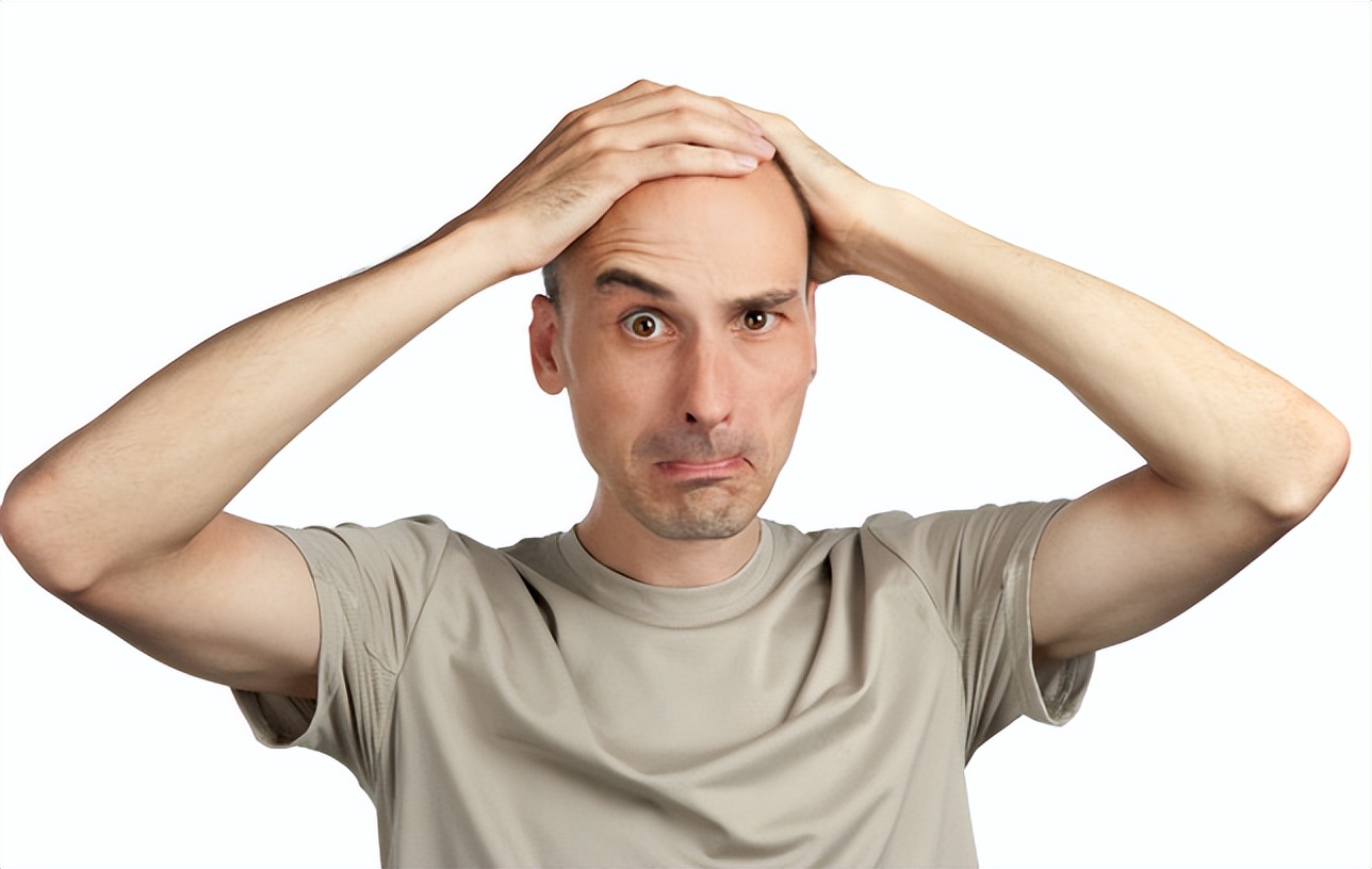 是什么原因引起秃头,什么原因导致秃顶