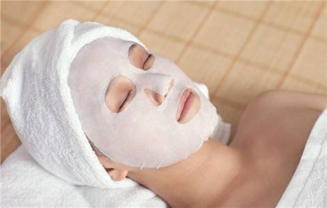 50个好用的化妆技巧视频,5个化妆小技巧一整天不脱妆