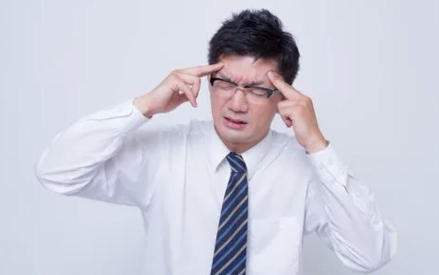 右肩疼了6个月查出肺癌，身上5处出现疼痛，或是癌症和疾病的征兆