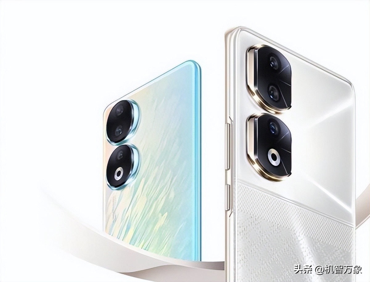 杨洋荣耀100代言照片,杨洋代言荣耀100多少钱