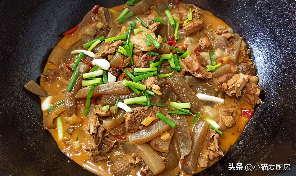 魔芋烧鸭最正宗川味做法,四川魔芋烧鸭的正宗做法