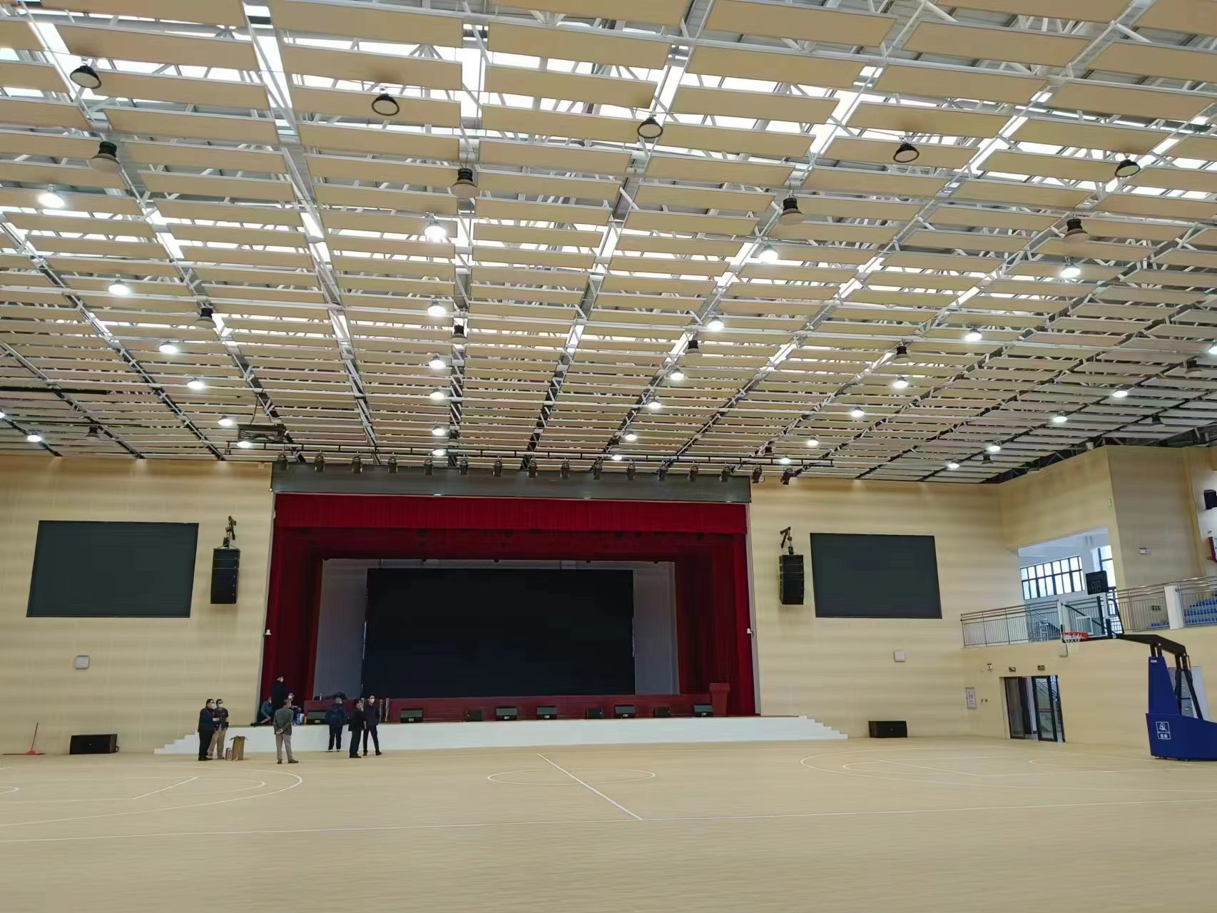 体育照明行业前景,如何看待2022照明行业趋势