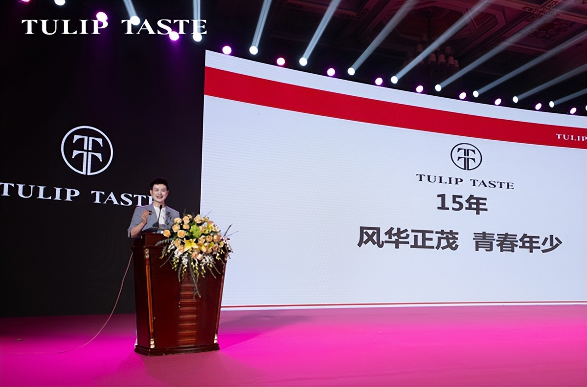 凝聚青春力量奋进新的征程,凝聚青春正能量逐梦扬帆再起航