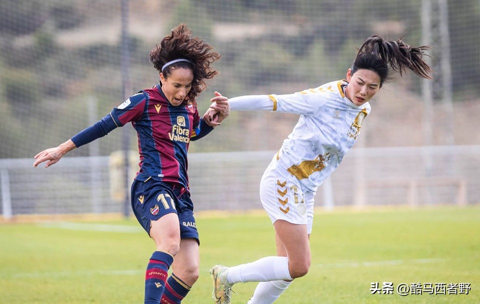 杨莉娜亚洲杯,杨莉娜巴黎首球