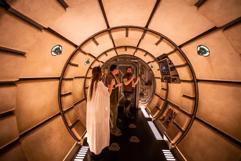 美国迪士尼星球大战酒店,全球高档酒店沉浸式体验