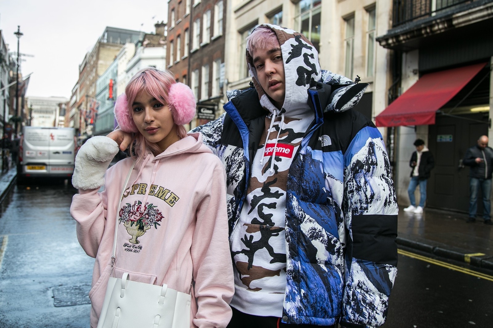 为什么越来越多年轻人喜欢潮牌,潮牌基本都有哪些