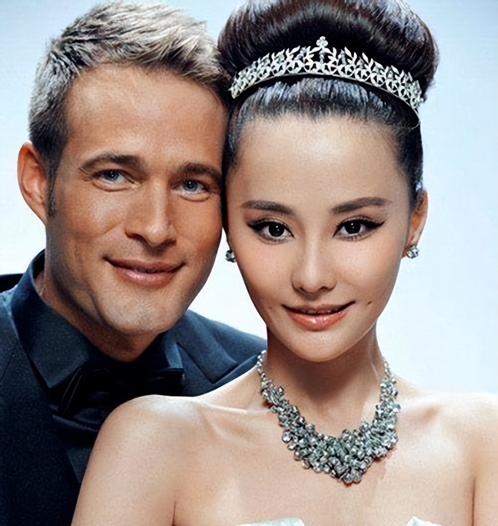 第一狗仔卓伟怎么火的,第一狗仔卓伟的传奇事件