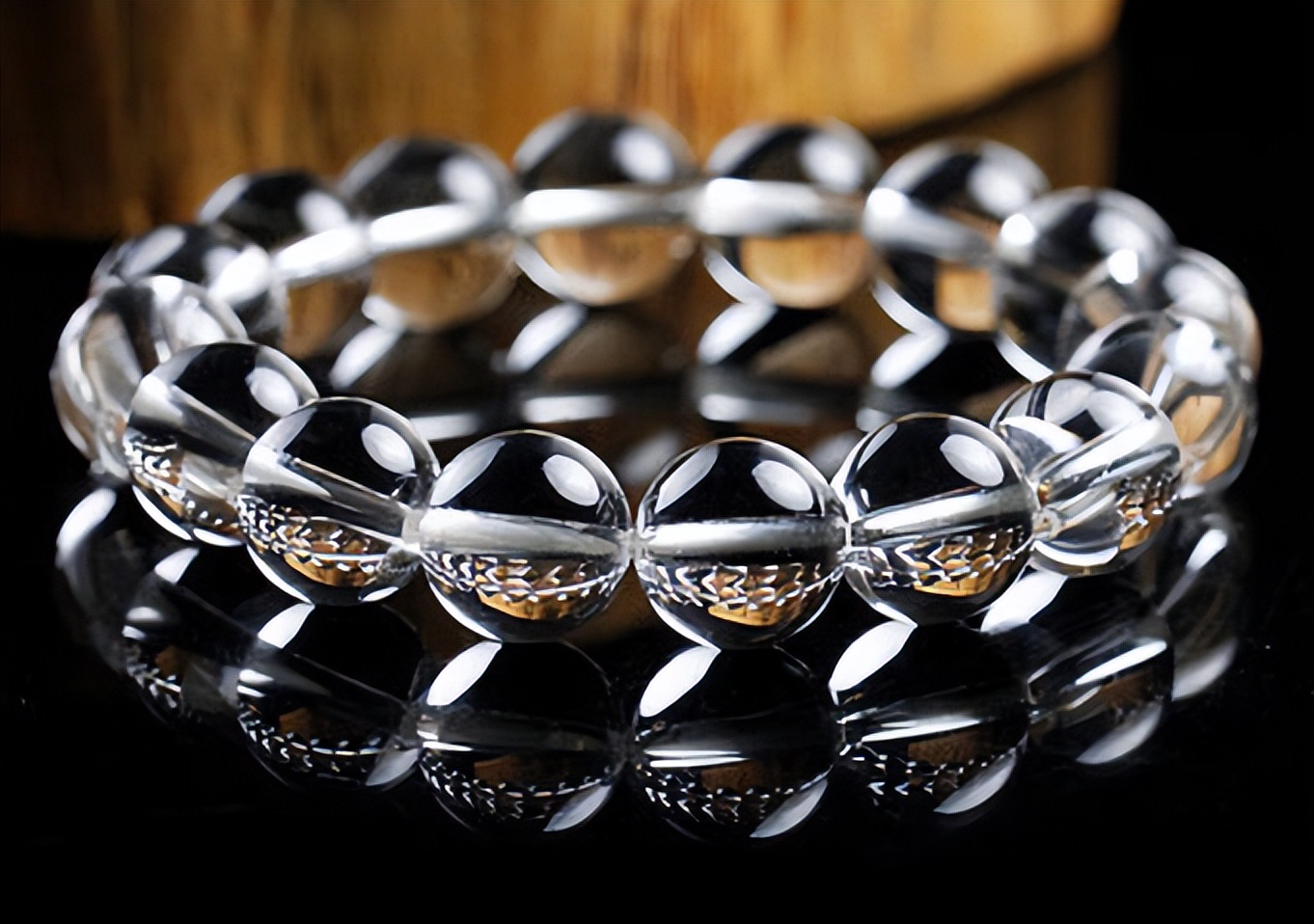 石英玻璃和天然水晶的区别,什么是石英石玻璃