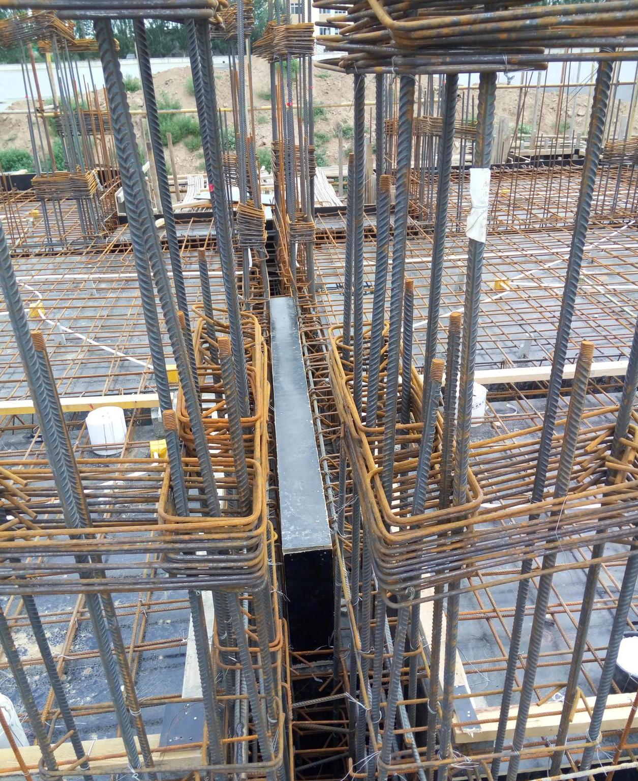 国内施工单位第一梯队排名,工程行业工资高的是哪几个公司