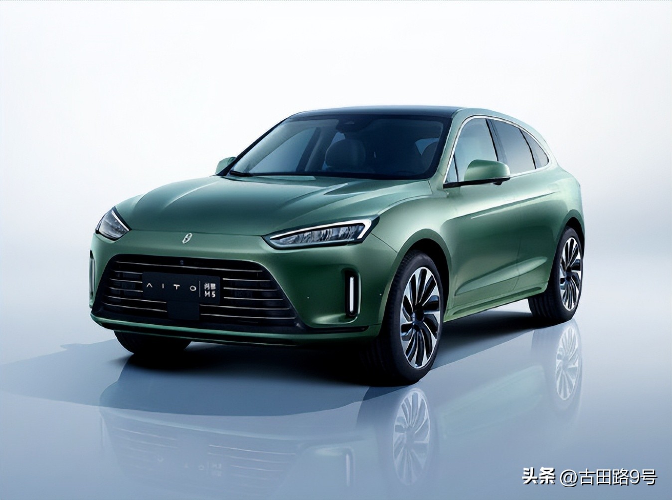 苹果发布会“刘海屏”变“药丸屏”？美版拼多多已悄悄上线