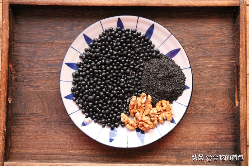 冬天吃黑豆有什么好处,春季吃黑豆怎么吃效果好