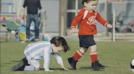 被医生判断一辈子要坐轮椅,被医生断言只能活2年