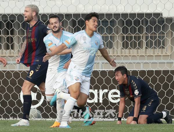 韩足晚报,韩足直播仁川比赛