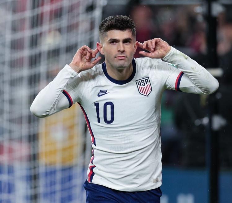 美国足球十大经典阵容,山姆大叔评nba历史地位