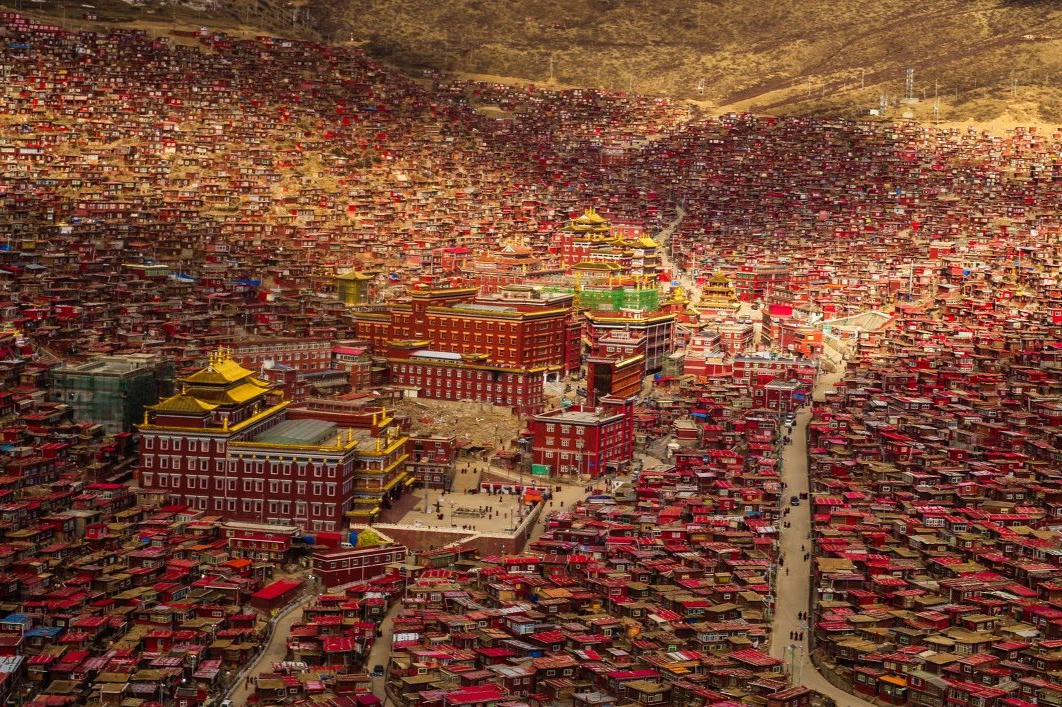 最大佛学院位于我国哪里,佛学院关闭怎么进去