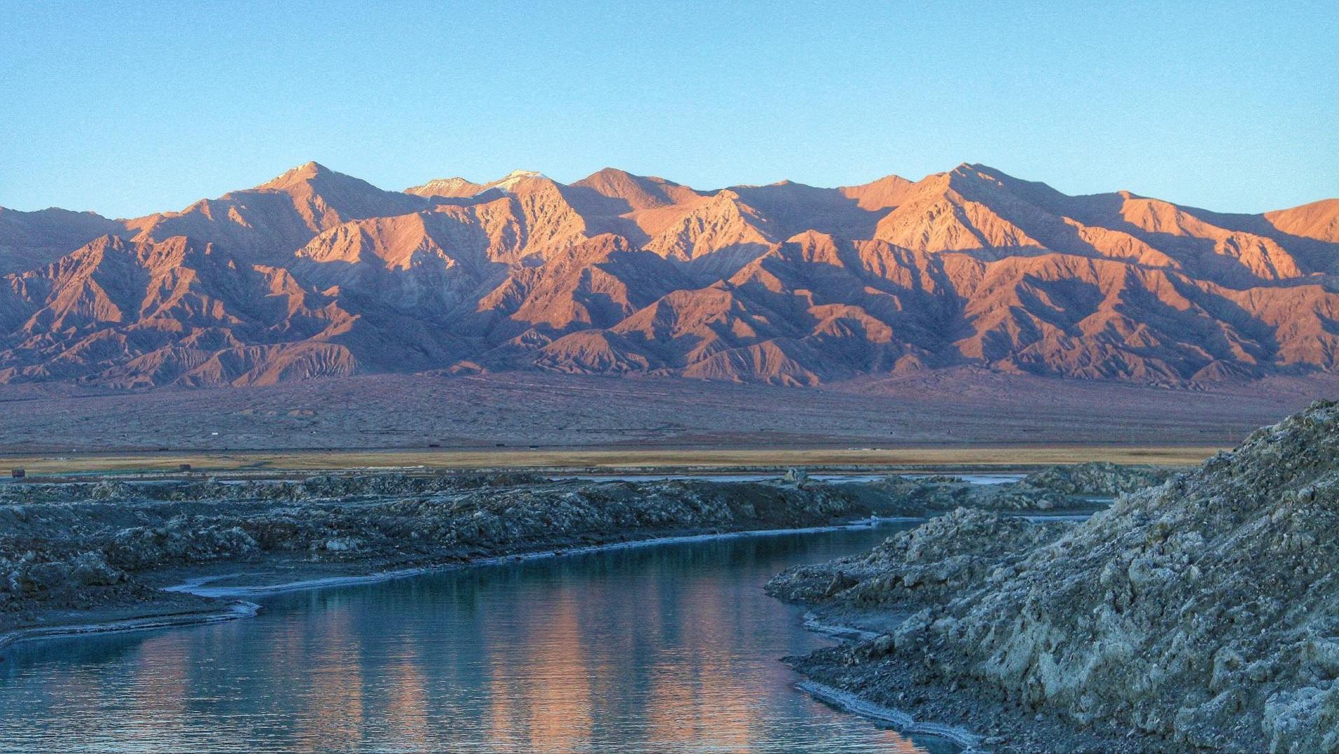 鄂尔多斯盆地构造,鄂尔多斯古盆地