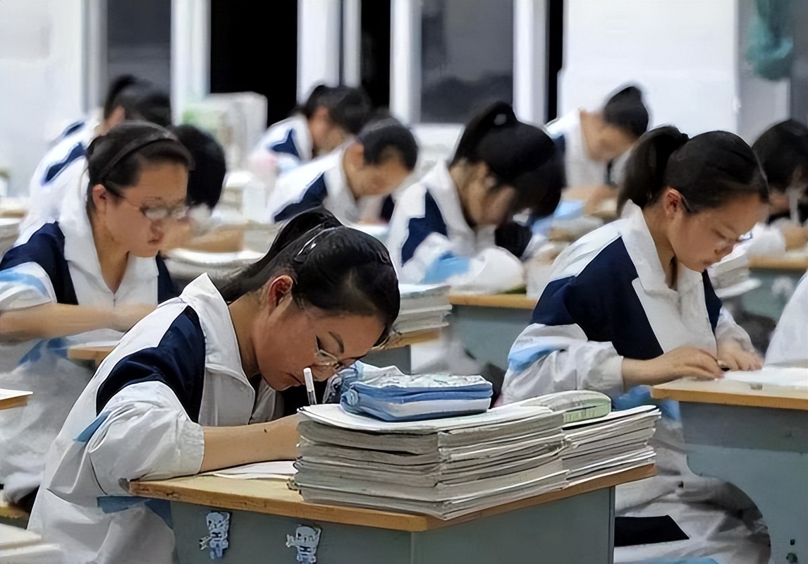 广东16岁女孩懒得考清华北大,广东16岁女孩清华北大