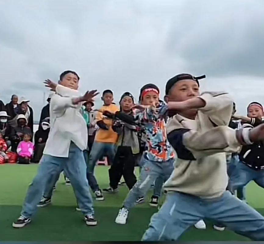 我为祖国献石油为什么第一名,我为祖国献石油怎么火了