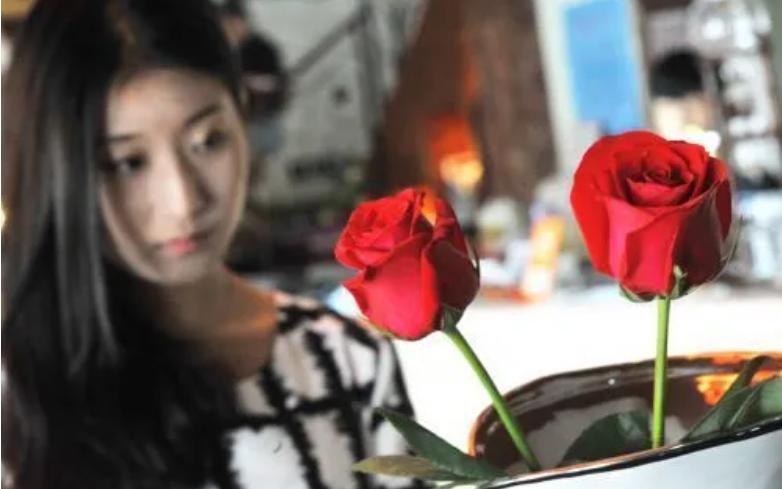 如何跟陌生的相亲对象展开话题,陌生相亲男女聊天技巧