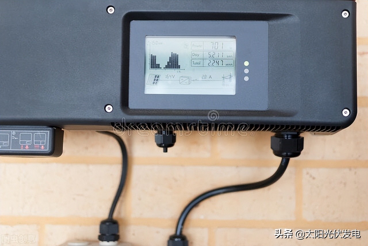光伏逆变器不显示怎么回事,光伏逆变器通电没反应了怎么回事
