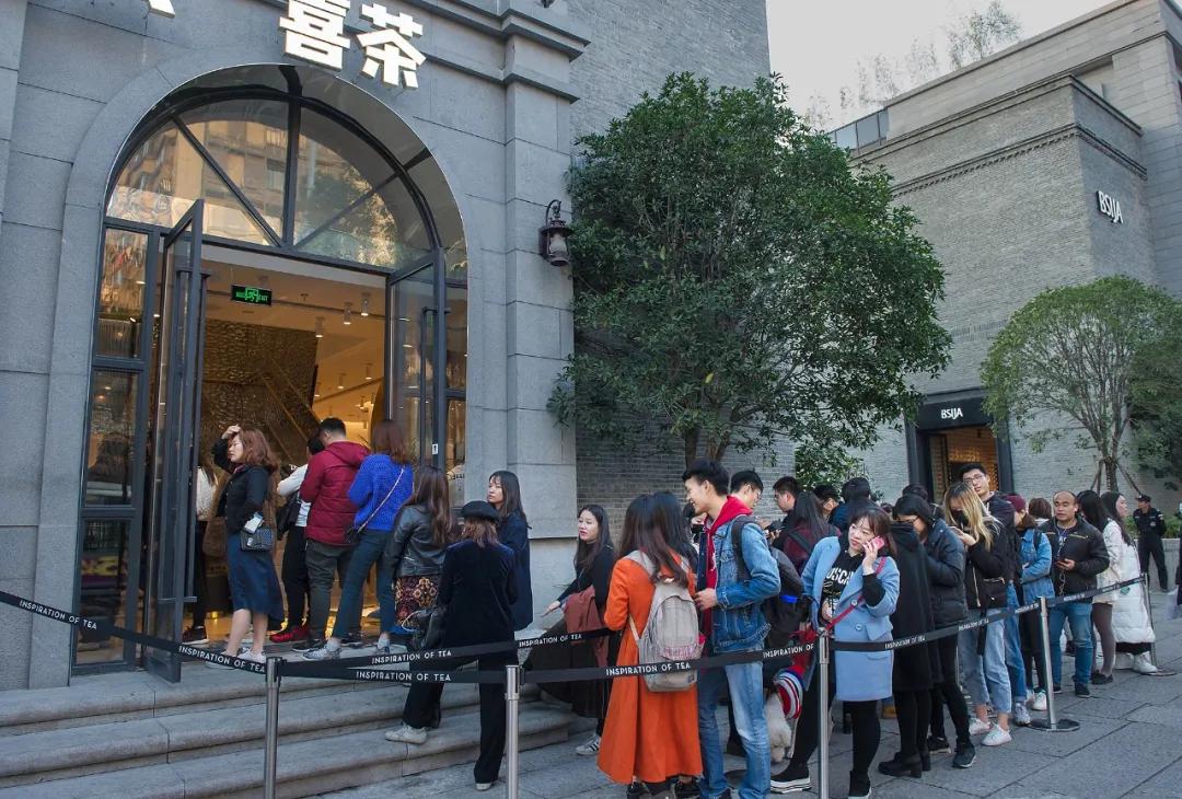 开奶茶店亏得一塌糊涂,开一个奶茶店亏得血本无归