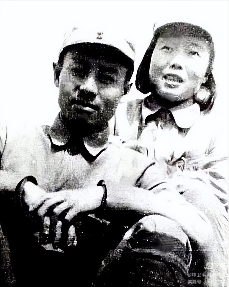 抗日战士的爱情故事,抗战老兵回忆抗日女兵