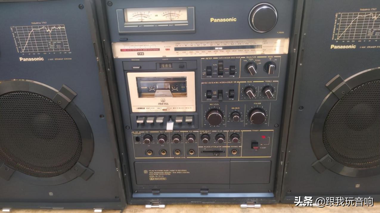 松下RX-6400也称为RX-A2可能是80年代以来最响亮的便携式音响