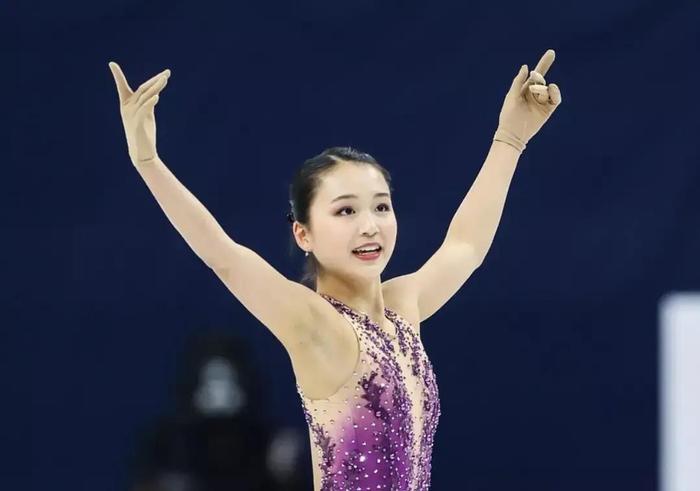 退还美籍，不惧美威逼利诱毅然回国，全美冠军：我只为中国而战