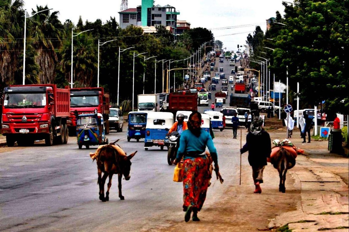 日薪60元的非洲采盐人，用命换钱，几年时间皮肤溃烂、耳聋失明