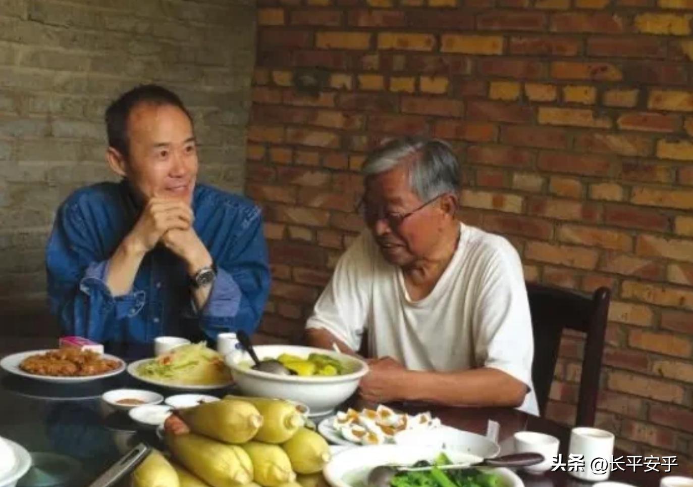 90年代抽红塔山属于什么档次,90年代红塔山味道