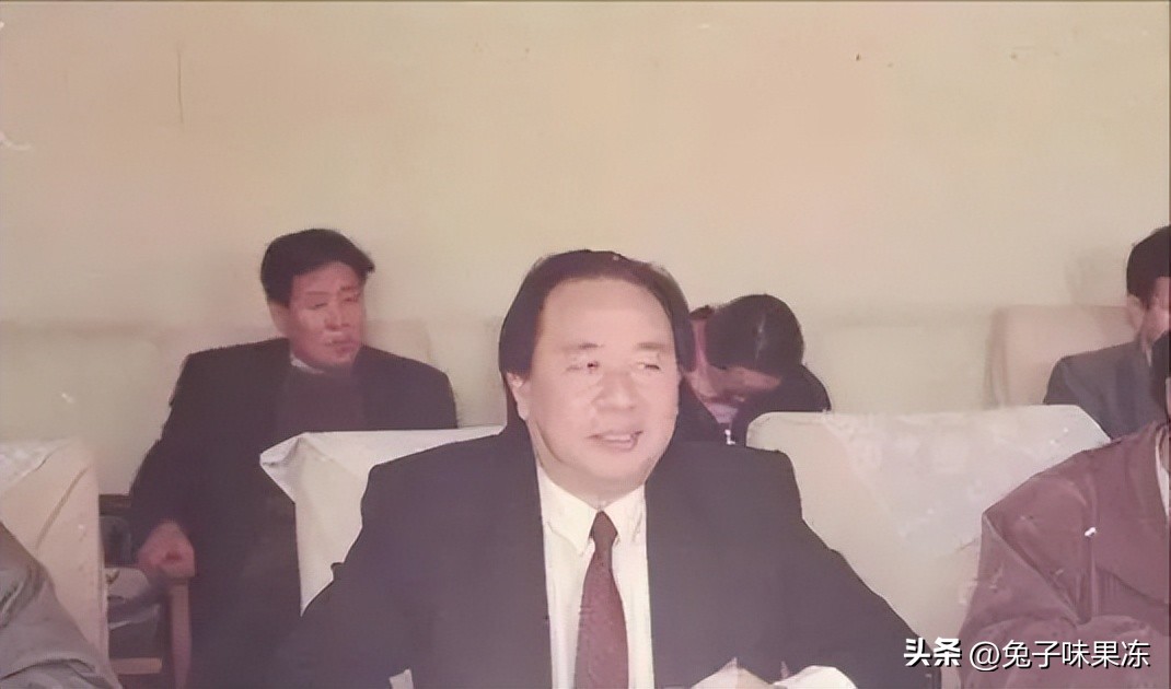 罐头换飞机3次入狱2次死里逃生北京264套房被拍卖这是怎样的传奇