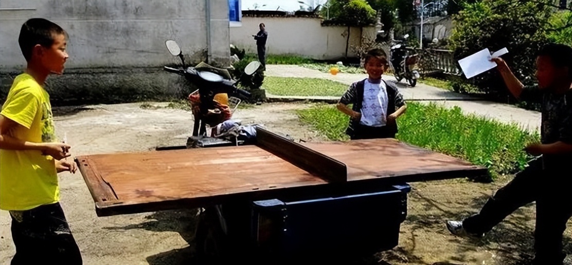 八十年代乒乓球台图片,70年代木制乒乓球台