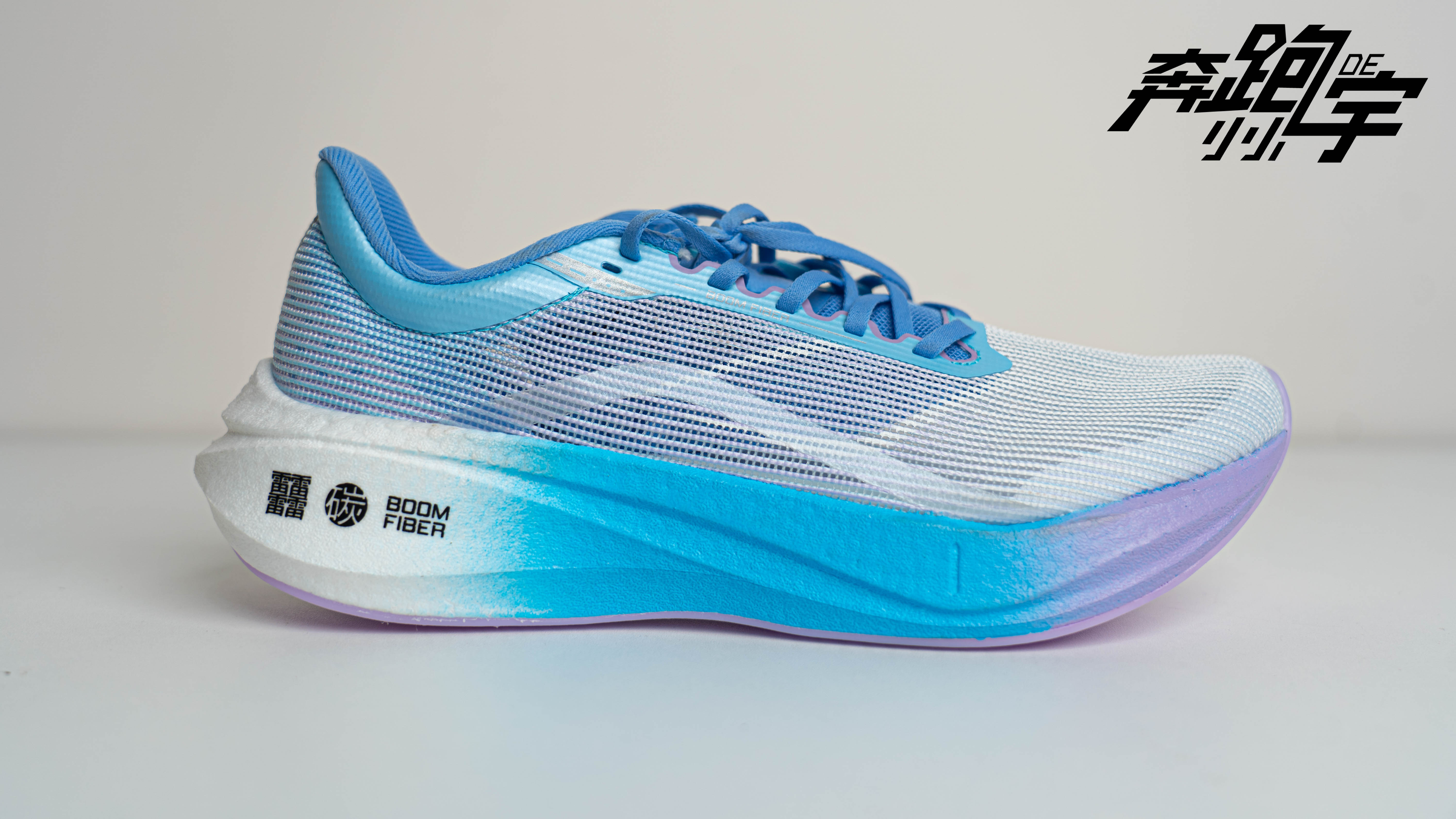 安踏创1.5跑鞋与李宁越影,儿童跑鞋李宁和安踏哪个好