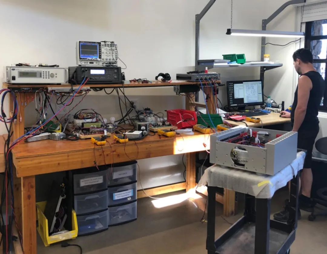 DanD’AgostinoRelentlessPre前级+Epic1600单声道后级