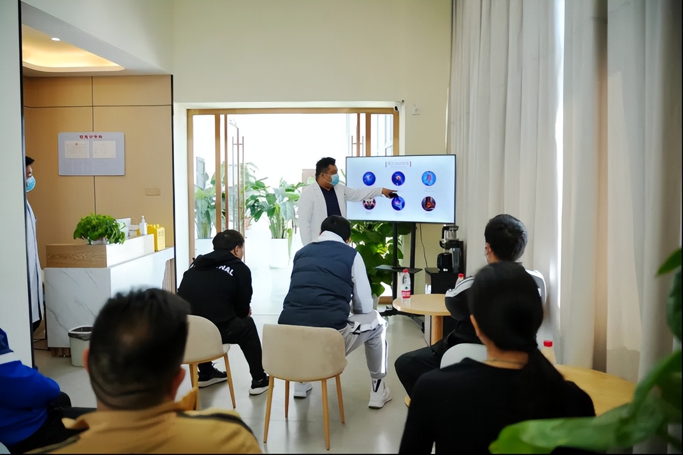 运动康复之路,运动与健康同行