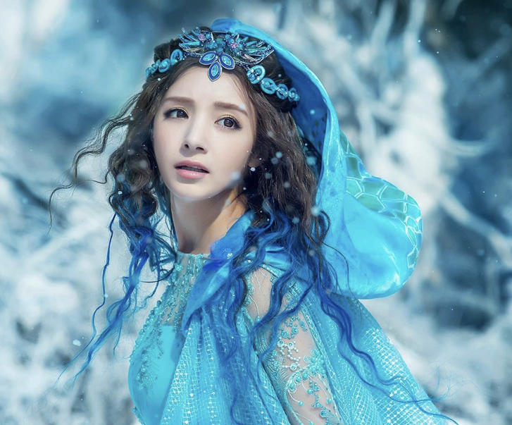 鸡毛穿一身、通天大脑门…国产神话剧的惊人造型，他们全都承包了