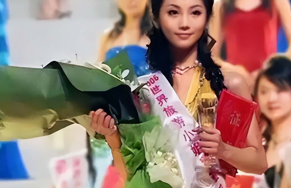 闺蜜花20万试管生混血宝宝视频,30岁女模特试管生下混血三胞胎