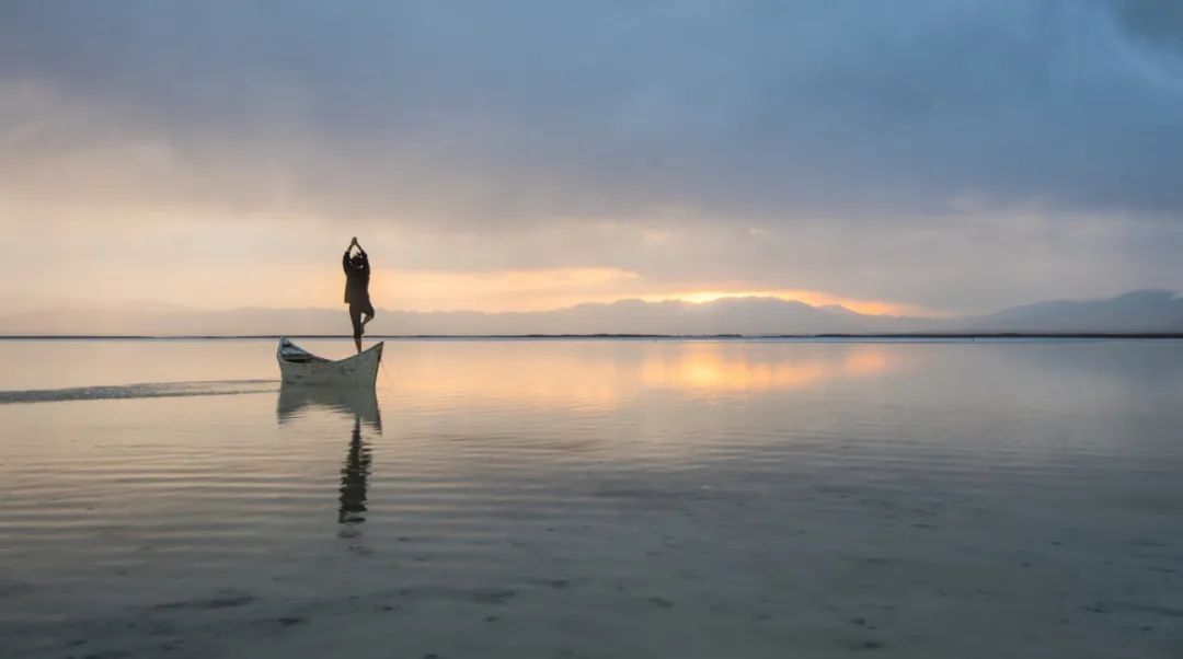 墓碑上一段震撼心灵的话,一块墓碑的启示