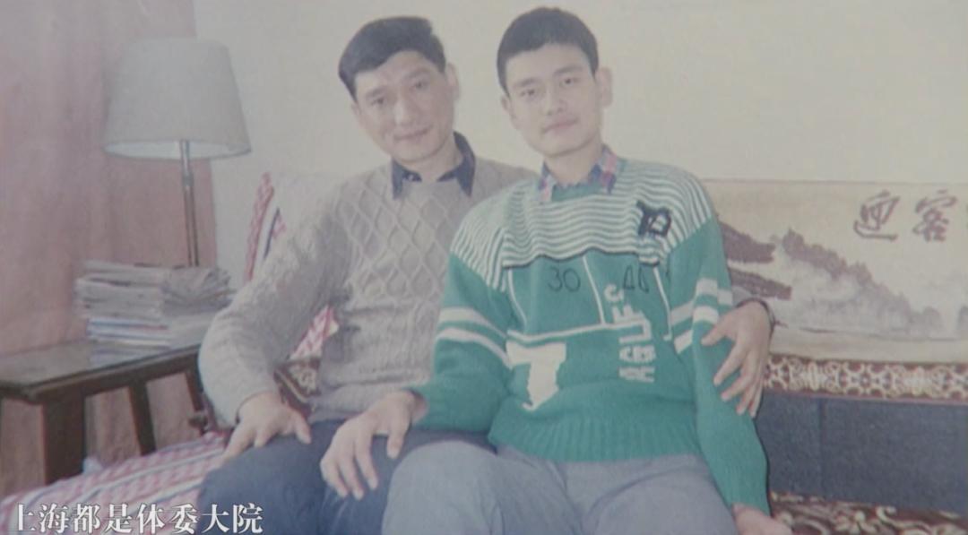 姚明女儿照片最新,姚明女儿现在状况