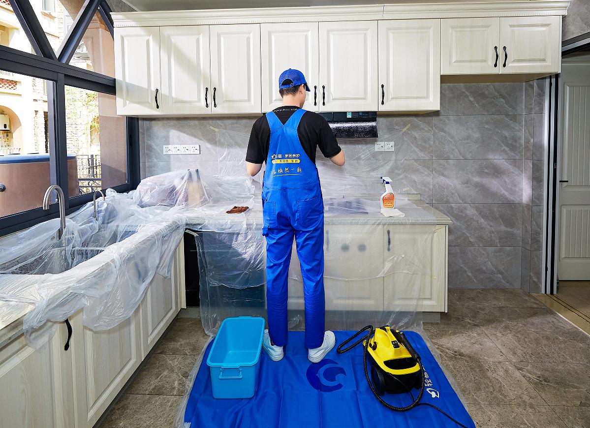 给油烟机“洗澡”寿命更长，深度清洁应该这么干！