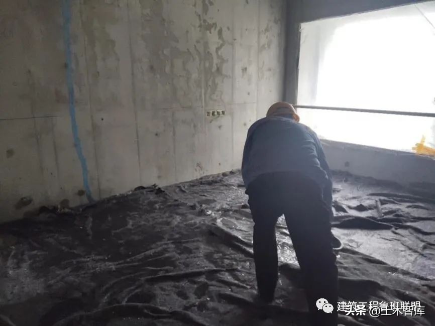 地暖施工不按设计图纸要求,地暖施工现场的设计