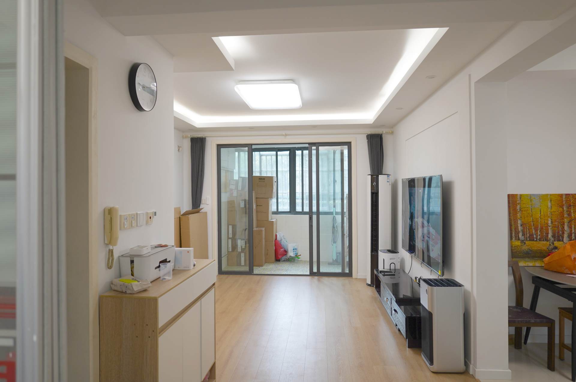 小户型也没有必要做全屋智能灯光,二手房客厅灯光改造