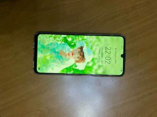 8gb+256gb版售价2299元,2699元12g运存5000mah大电池