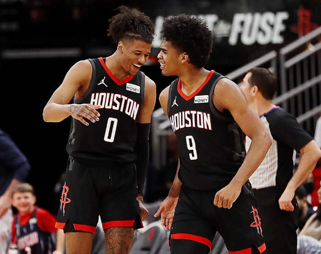 涓瑰凹灏旀柉鍏抽敭涓夊垎鍛戒腑,鐏涓瑰凹灏旀柉涓夊垎