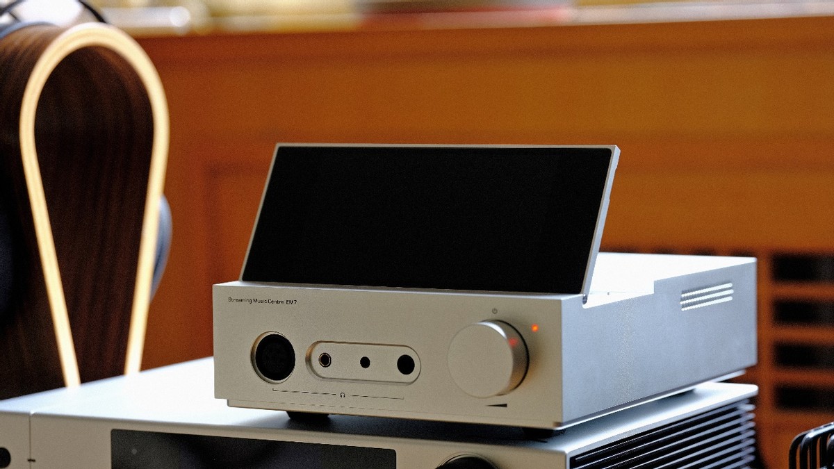 整个给你—山灵EM7强叔简评