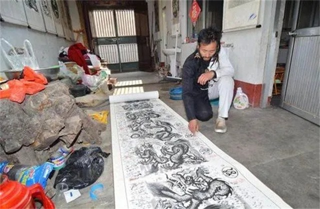 那个相信龙真实存在,离家出走上山寻龙17年的道长,现状如何?